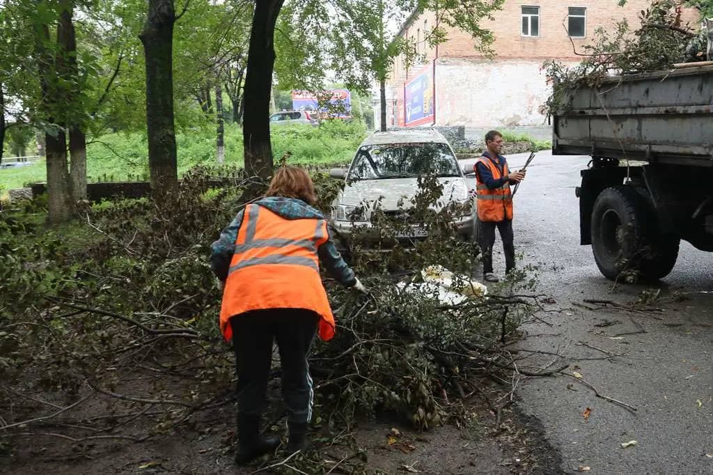 Оперативные службы Находки переведены в режим повышенной готовности из-за циклона