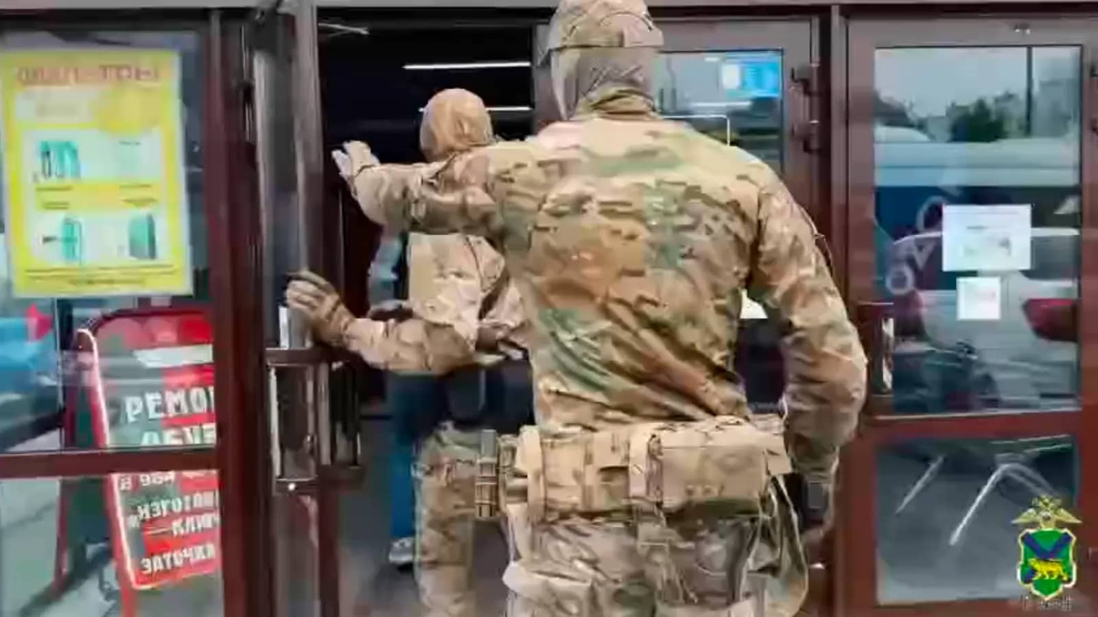 Полиция и ФСБ проверили рынки Владивостока на нелегальных мигрантов