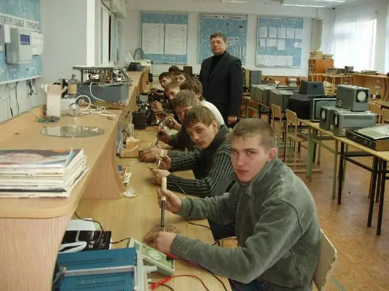 Приморские девятиклассники без ОГЭ смогут поступить в колледжи на бюджет