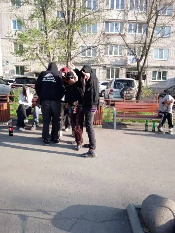 Жильцы дома на Проспекте мира, 8 жалуются на ночные дебоши и бездействие полиции