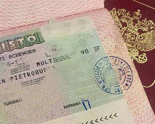Евросоюз ужесточит выдачу шенгенских виз россиянам