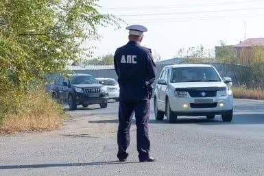ГАИ помогли женщине с ребёнком на трассе в Приморье