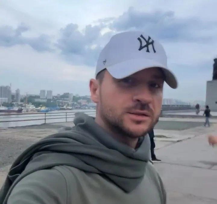 Сергей Лазарев прогулялся по Владивостоку и оценил мост