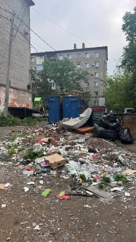 Жители Находки жалуются на свалку у домов на Пограничной