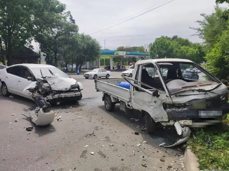 Четыре автомобиля столкнулись в ДТП на улице Нахимовской в Находке