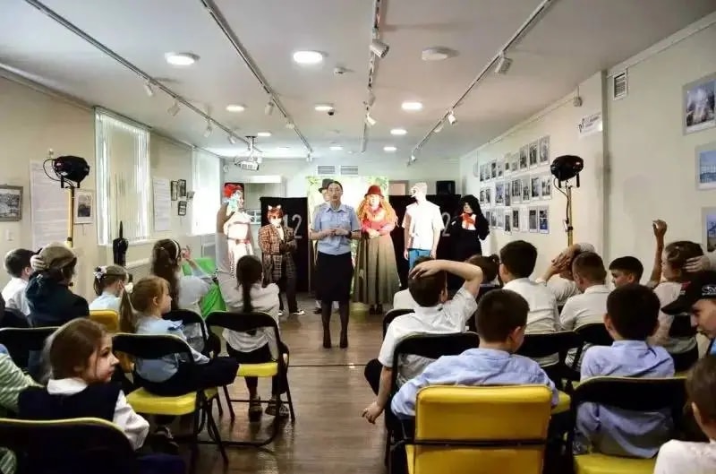 Полицейские и общественники провели интерактивное мероприятие для детей в Находке