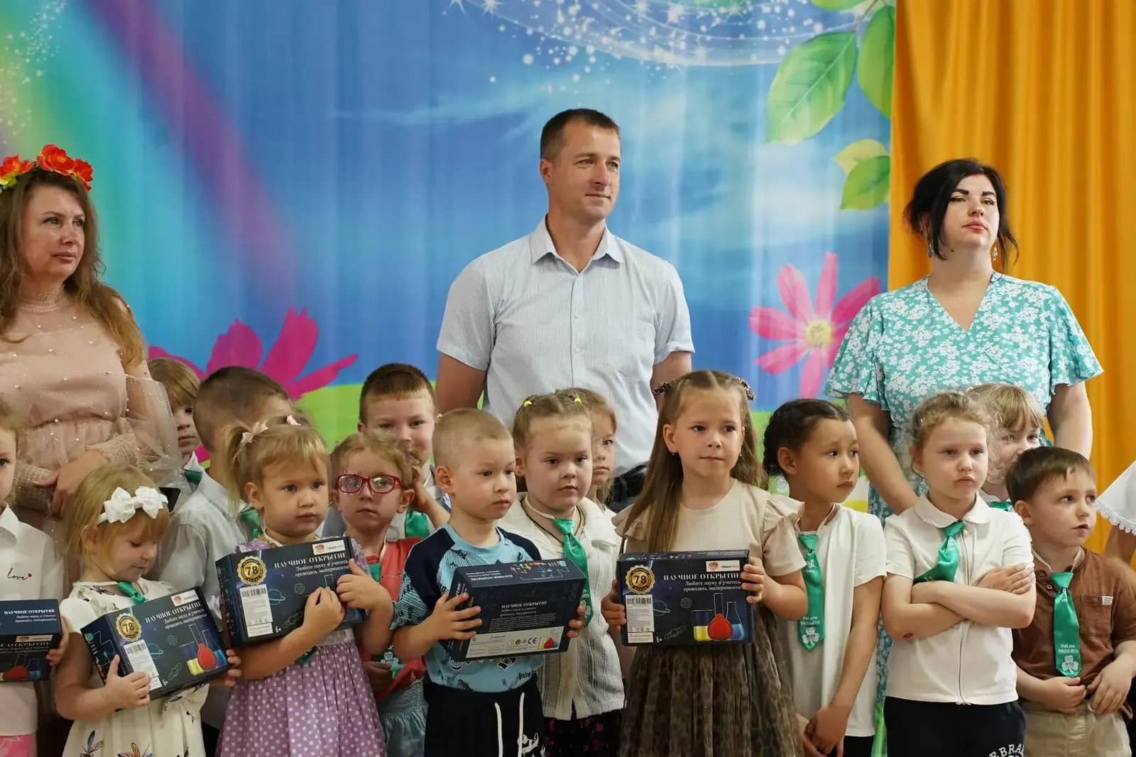 НЗМУ и находкинские дошколята провели большой праздник экологии