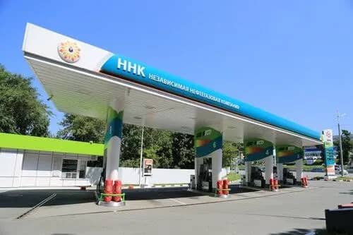 На заправках «ННК-Приморнефтепродукт» во Владивостоке исчезает топливо