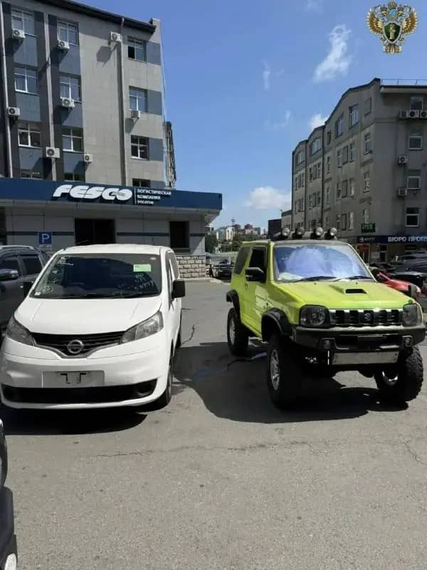 Два бесхозных автомобиля во Владивостоке переданы для нужд СВО