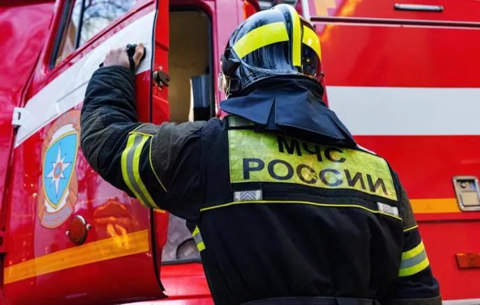 Военнослужащим МЧС разрешат применять оружие и физическую силу
