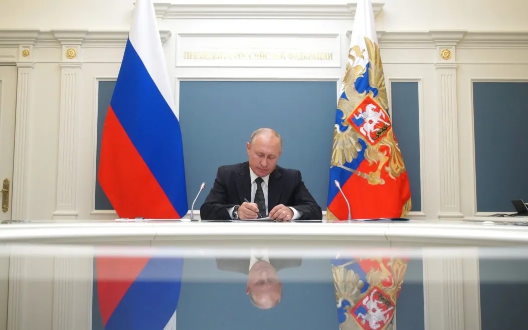 Путин разрешил передавать во временное управление государству предприятия, плохо защищавшиеся от атак