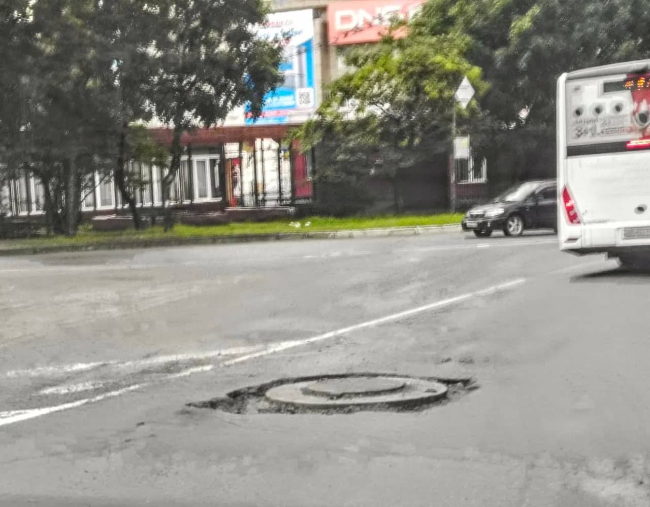 Ямы у колодца в Южном микрорайоне починят через две недели