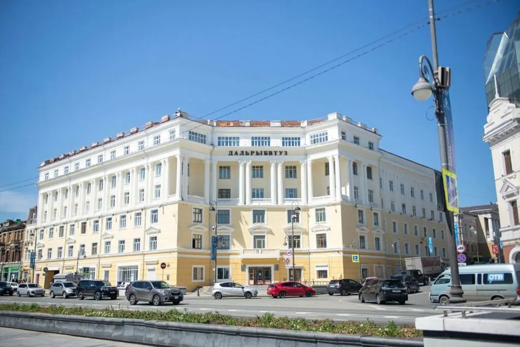 Уборщица из Приморья оштрафована на 300 тысяч рублей за посредничество во взятке