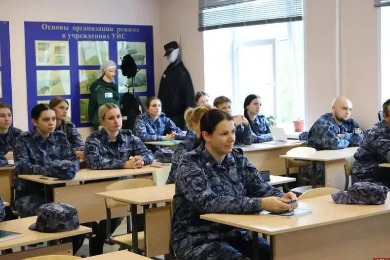 ФСИН начнёт готовить конвоиров и охранников в колледжах