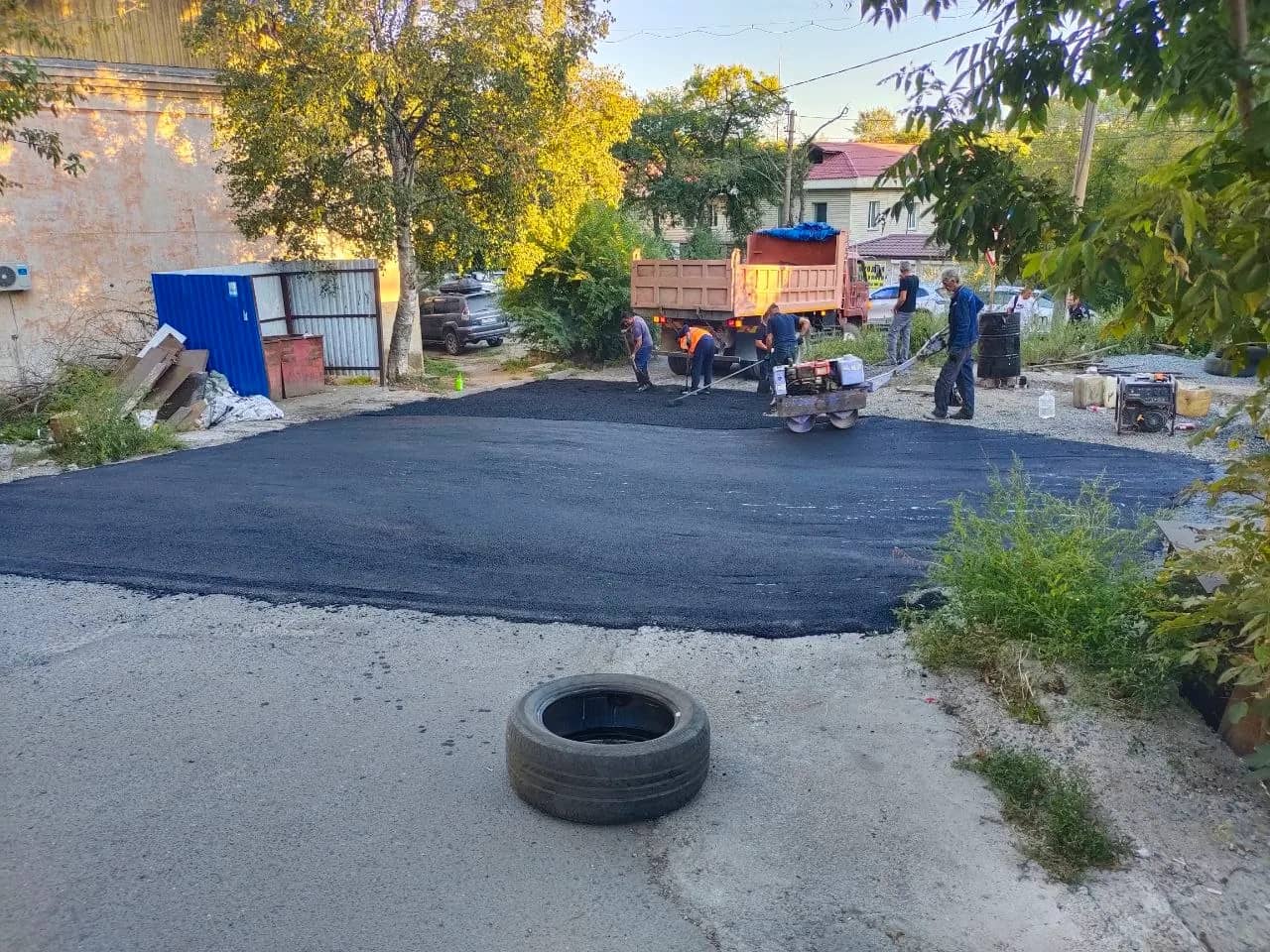 На Нахимовской стартовал долгожданный ремонт дороги