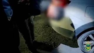 В Уссурийске мигранты сбывали героин и напали с ножом на полицейского
