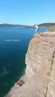 Парень потерял сознание после прыжка с мыса Тобизина
