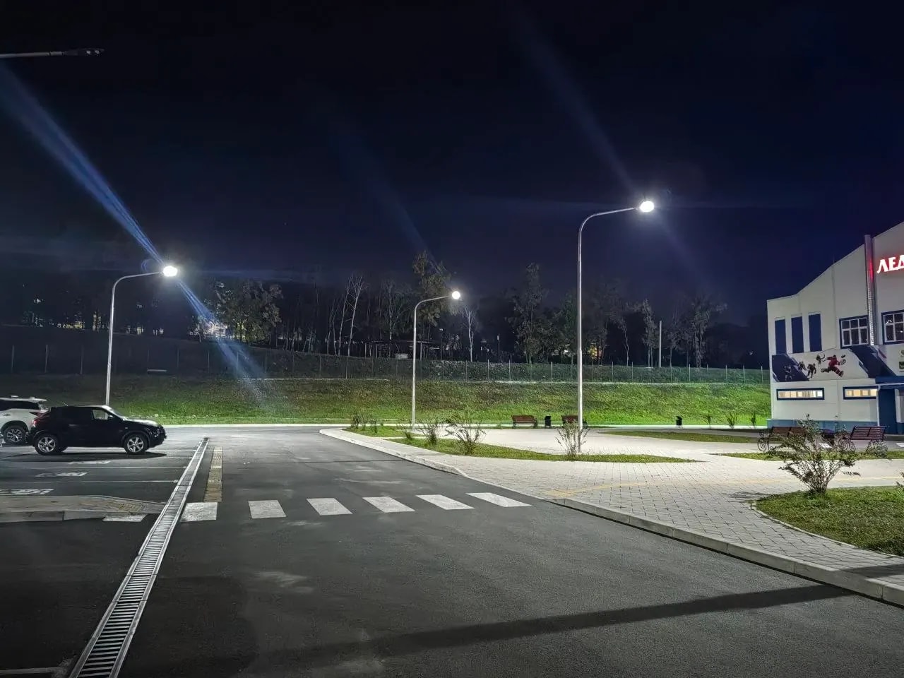 В сквере «Молодёжный» пропало освещение