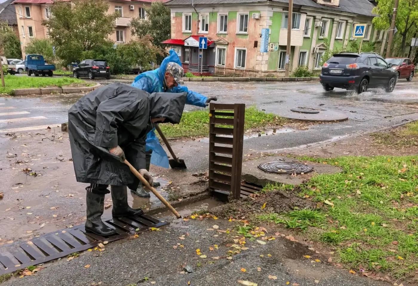 Дорожники Находки ликвидируют последствия непогоды