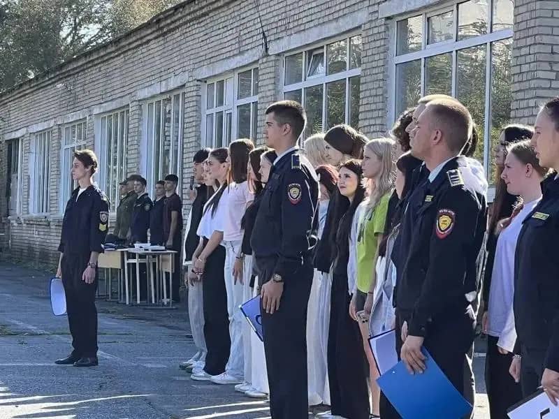 В Находке полицейские посвятили первокурсников в правоохранители