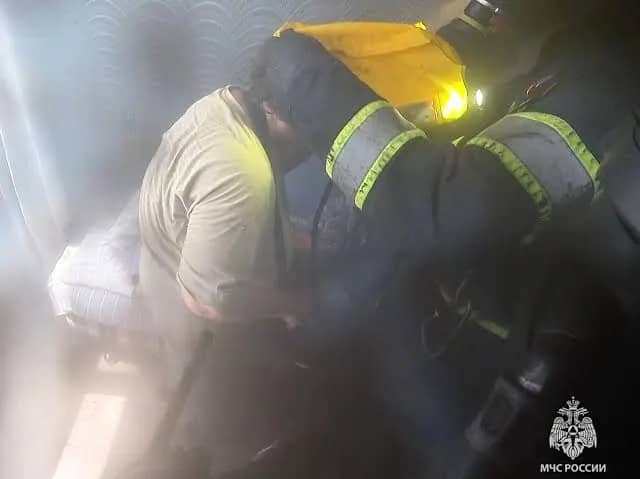 Пожар в доме на Комсомольской в Находке: 24 человека эвакуированы