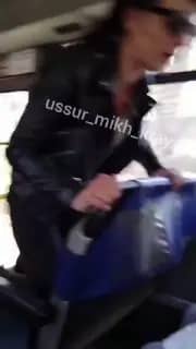 В Партизанске пассажиры автобуса поругались из-за открытого окна