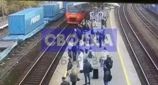 Подросток в Приморье упал под поезд и отделался ушибами