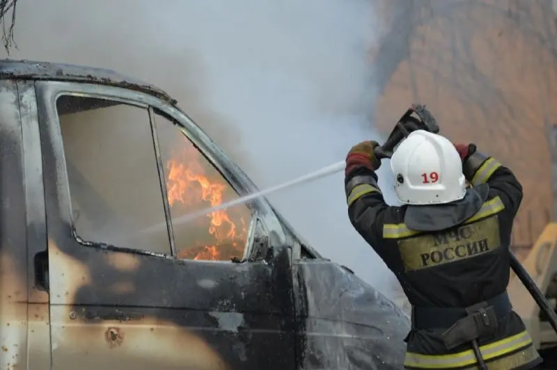 В Находке на объездной дороге сгорел автомобиль