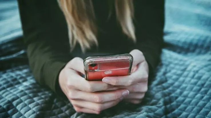 В Находке 17-летний подросток предстанет перед судом за передачу мошенникам данных карты за 400 рублей