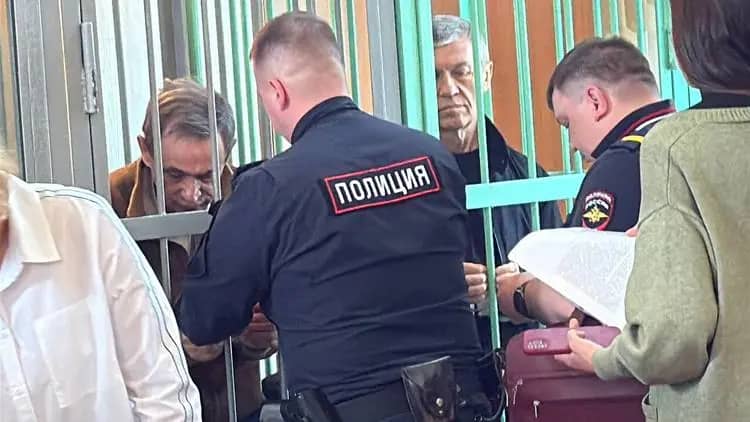 Бывшего прокурора Приморья требуют приговорить к 13,5 годам колонии