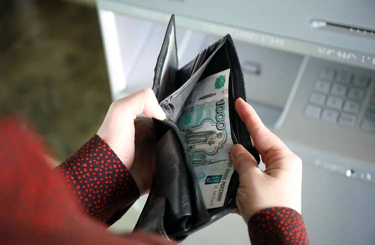 Жителям Приморья напомнили о сроках уплаты налогов до 1 декабря