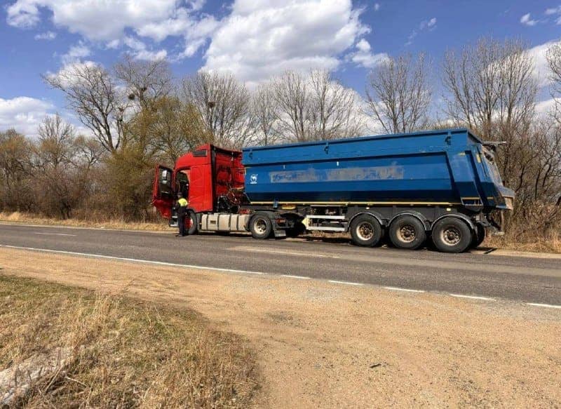 Полиция выявила 97 нарушений в ходе рейда «Грузовик» в Приморье