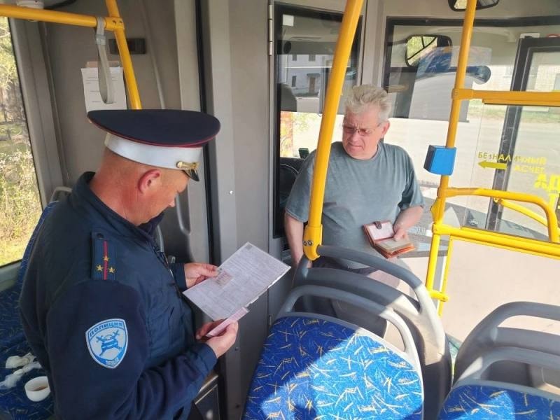 Госавтоинспекция Приморья выявила 69 нарушений в ходе рейда «Автобус